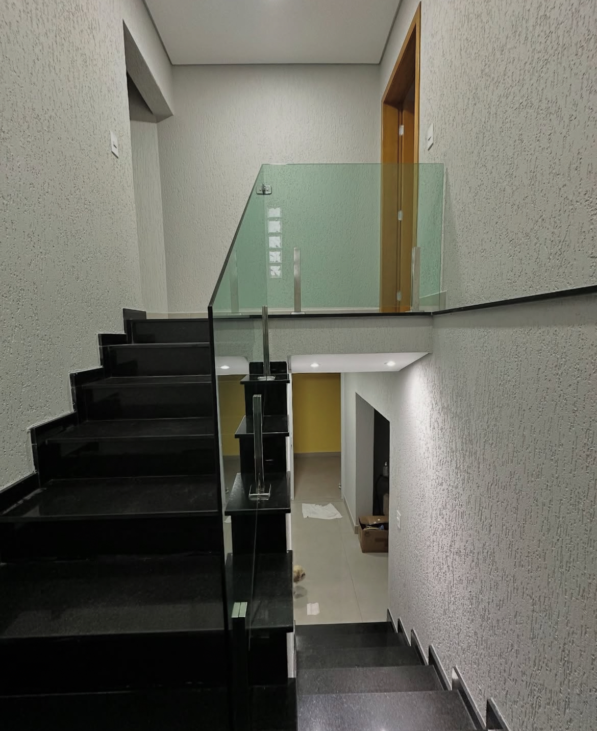 Guarda-corpo interno